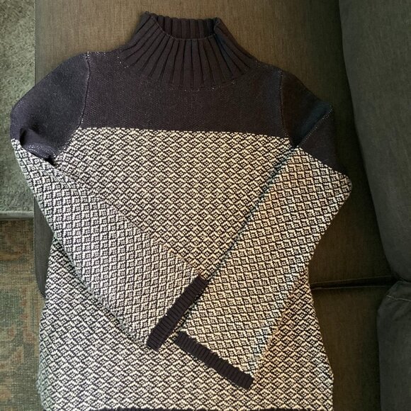Ann Taylor Mock Neck Sweater, Navy Blue with Pattern, Size S - Picture 3 of 6